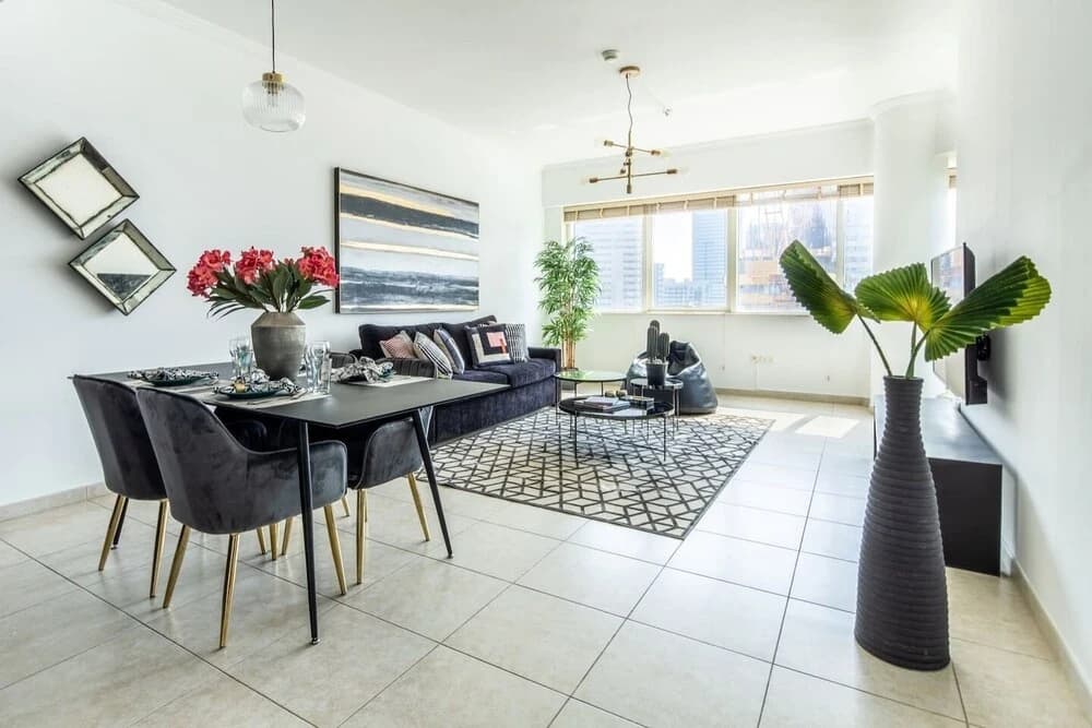 Striking 1BR in Dubai Marina - Minutes From Beach - photo 19