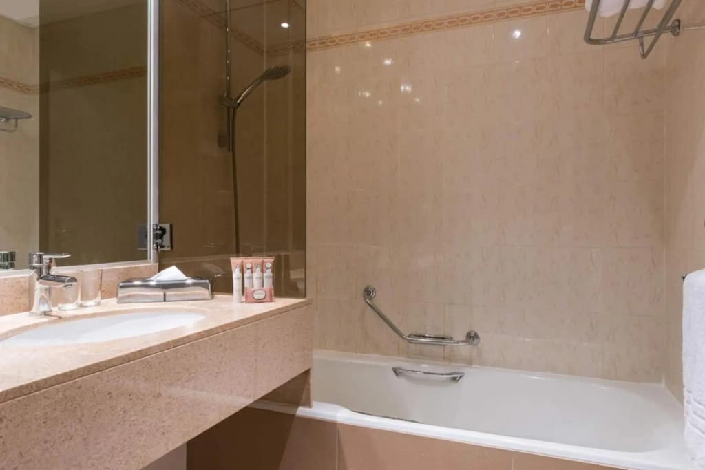 NU Hotel - photo 9