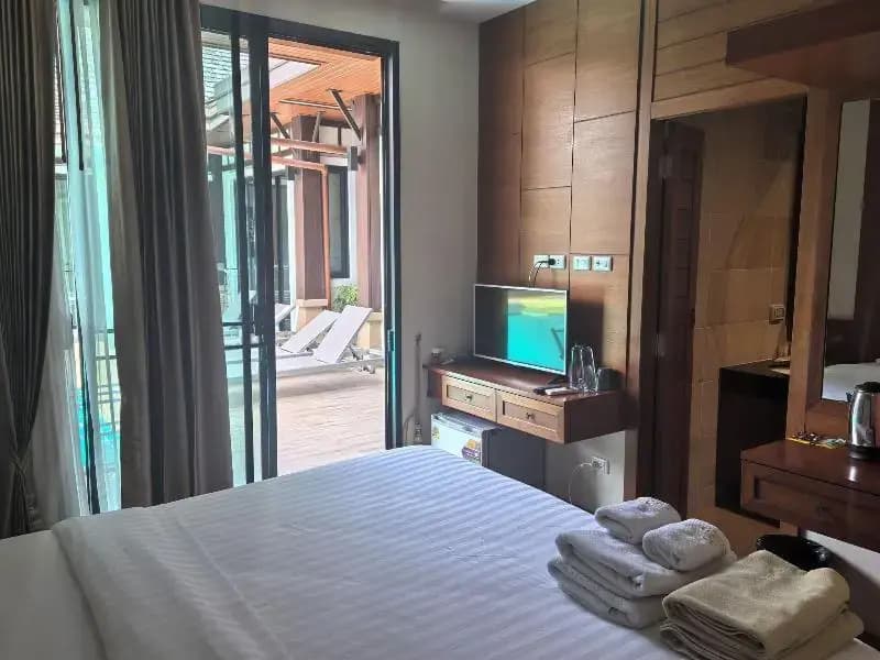 Phuket Meet Holiday Hotel - photo 2