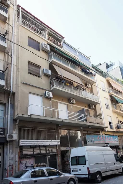 Central 2Bd Apt w Balcony by Monastiraki - photo 1