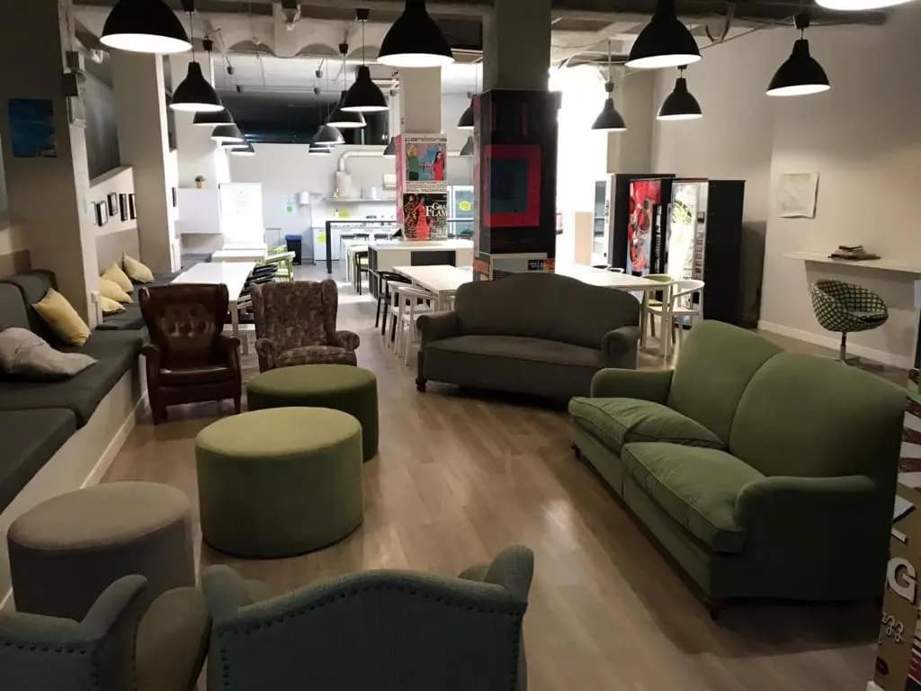 Hola Hostal Eixample - Hostel - photo 2