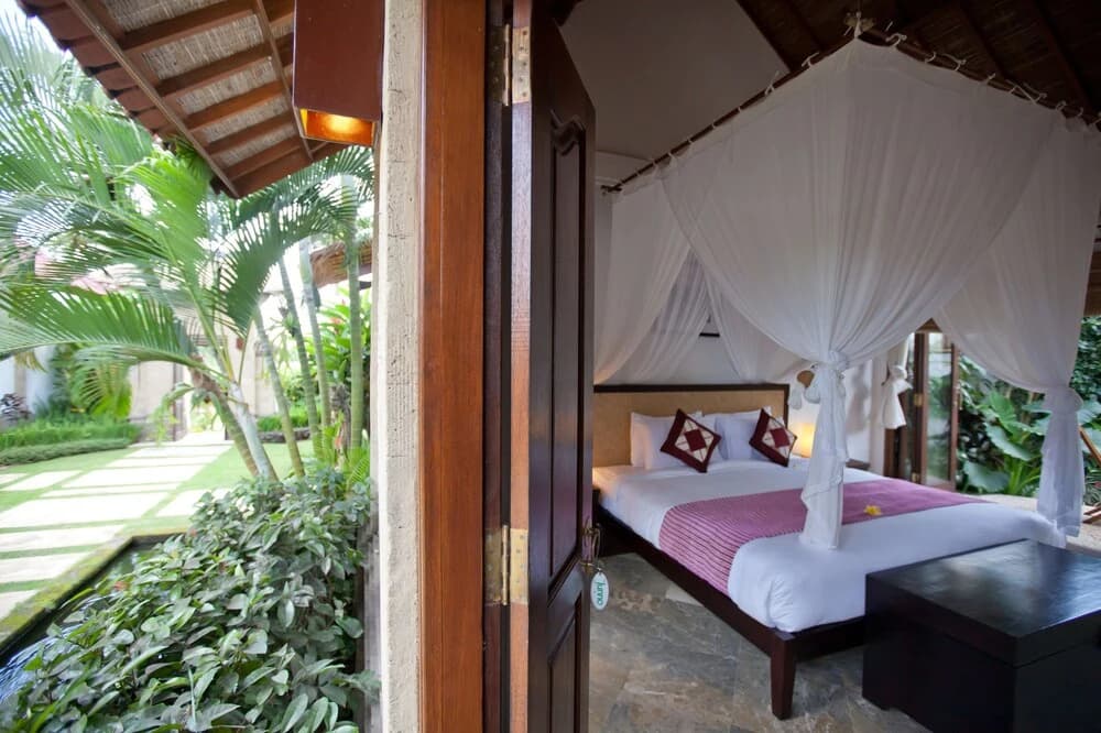 The Junno Villa - photo 6