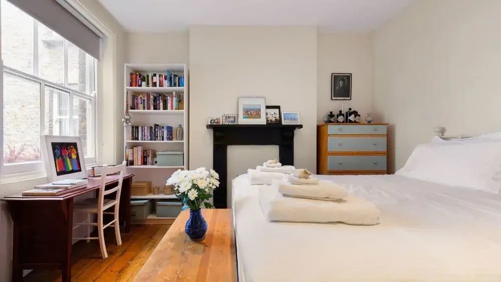 Urban Central London 2BR with Roof Terrace! - photo 12