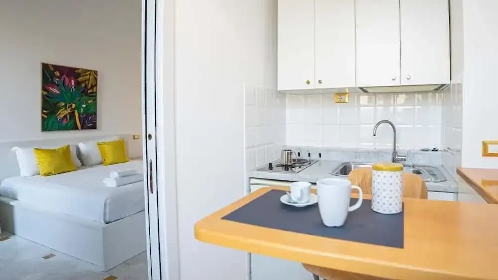 Colonna Guest House - photo 9
