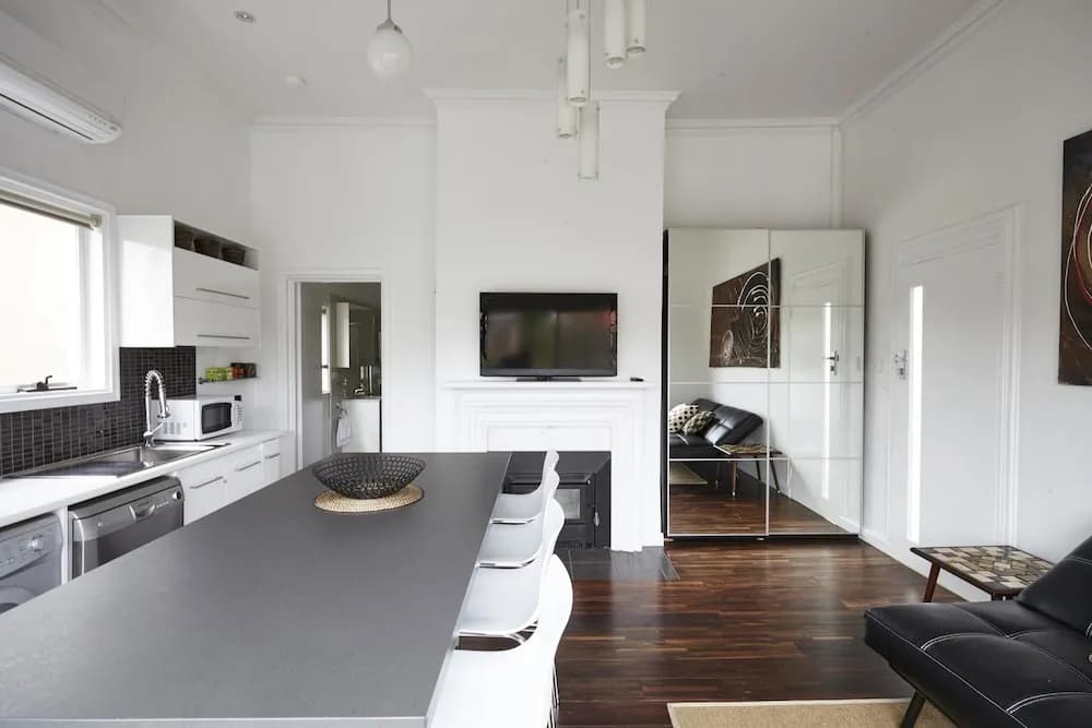The Anderson - Rejuvenate Stays - photo 12