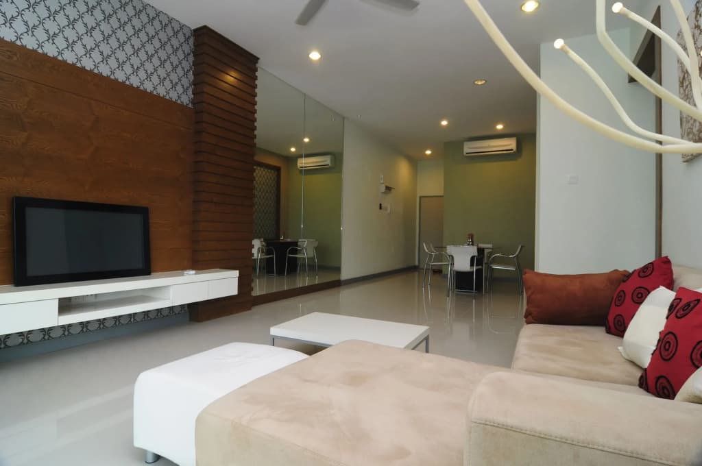 D'Embassy Serviced Residence Suites - photo 4