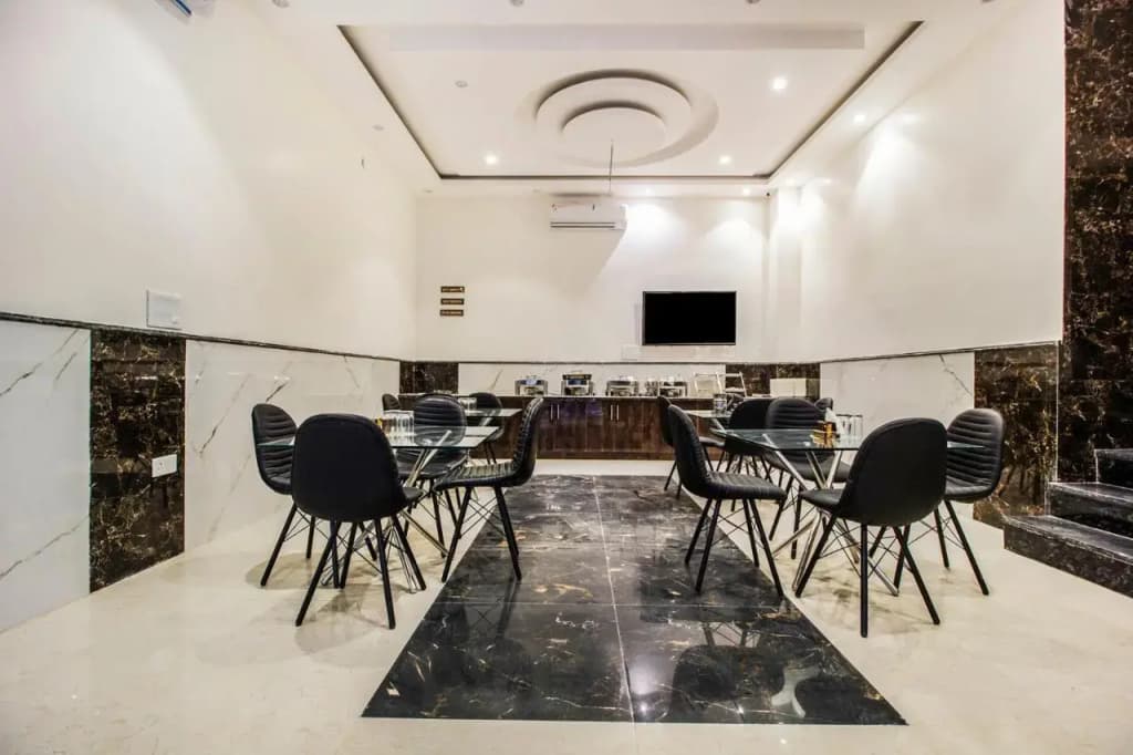 FabHotel Olivia Suite - photo 15