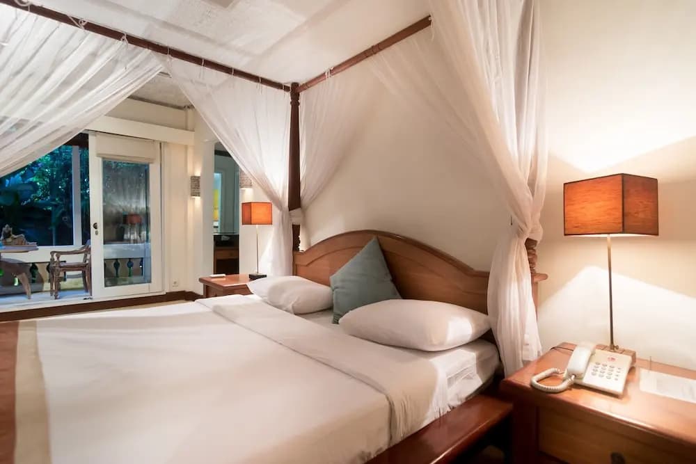 Gajah Biru Bungalows Hotel - photo 10