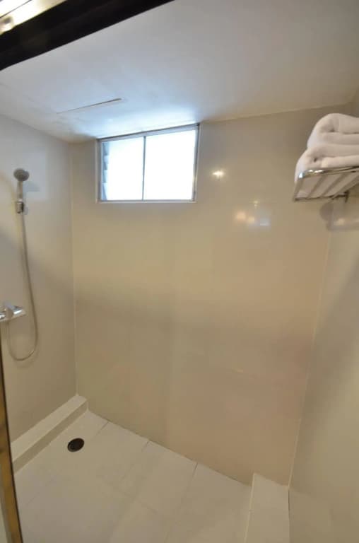 The Heritage Sathorn Suite Hotel - photo 10