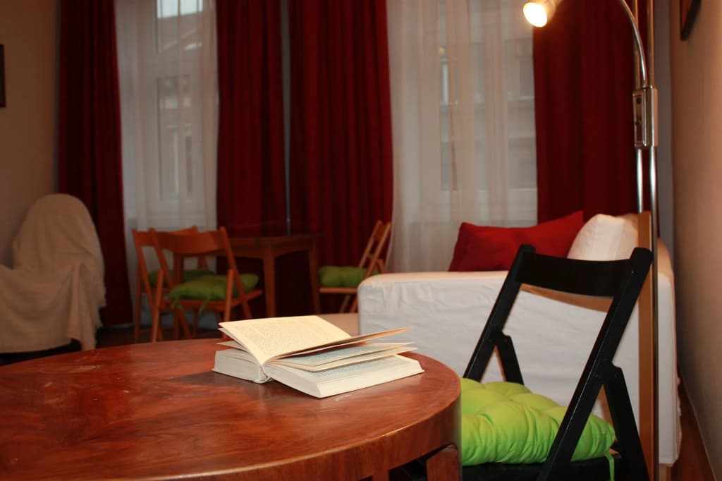 GoVienna Homelike City Apartment - photo 10