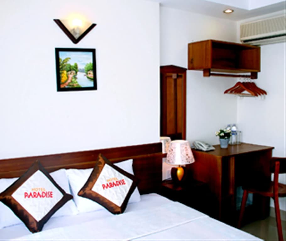 Paradise Hotel - photo 4