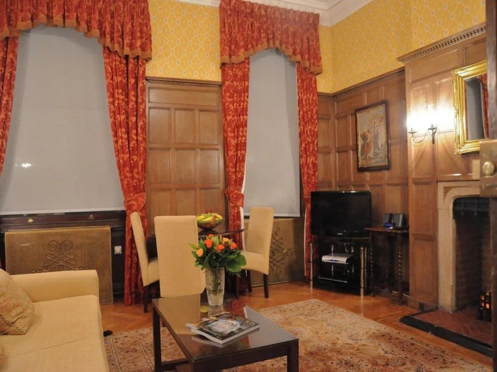 Kensington Court By Capital - photo 21