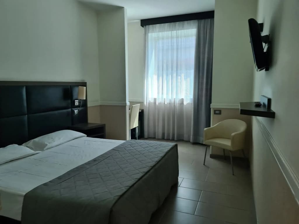 Hotel Artis - photo 18