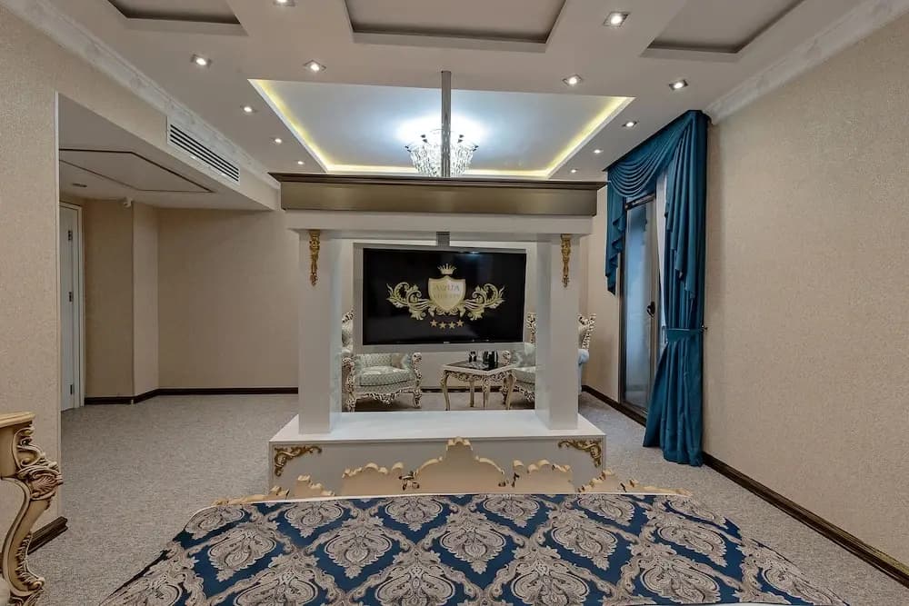 Aqua Liberty Hotel - photo 11