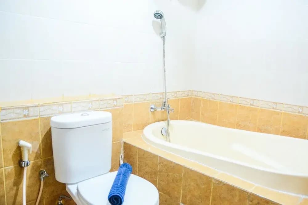 Strategic 2BR City View Grand Palace Kemayoran Apartment By Travelio - photo 7