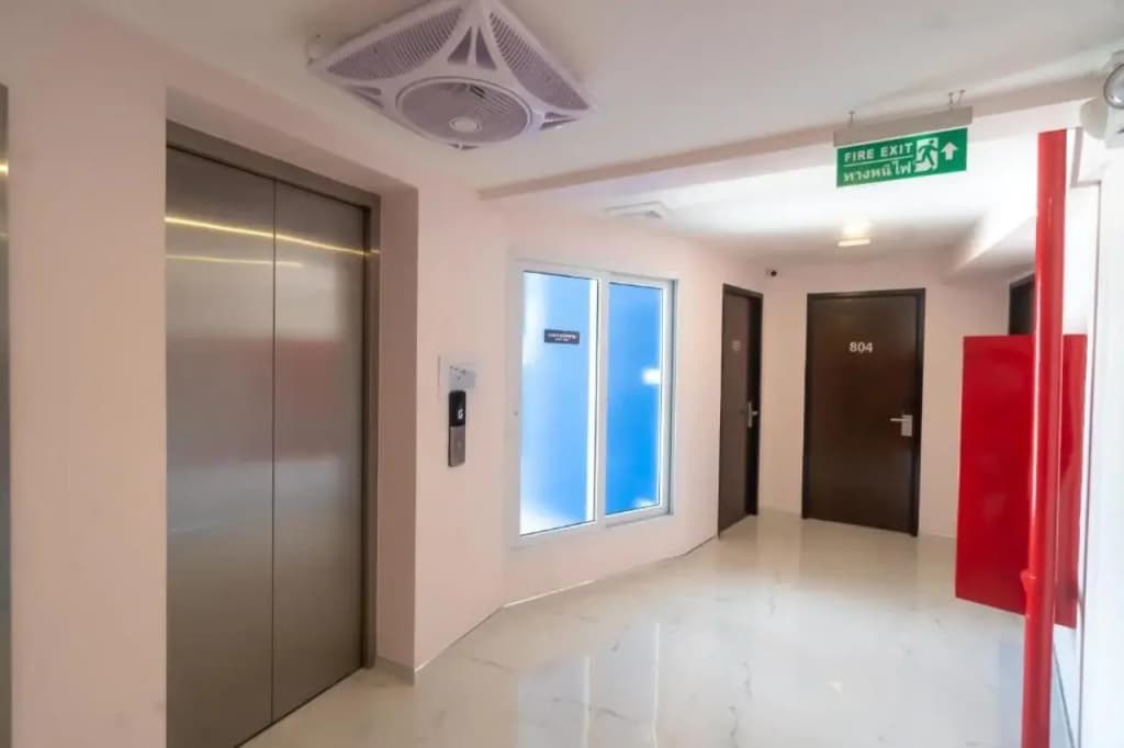 Spark Hotel - photo 8
