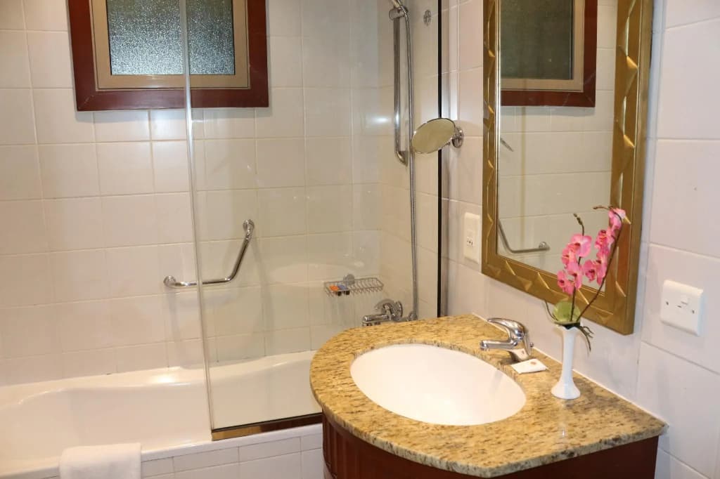 City Seasons Suites - photo 29