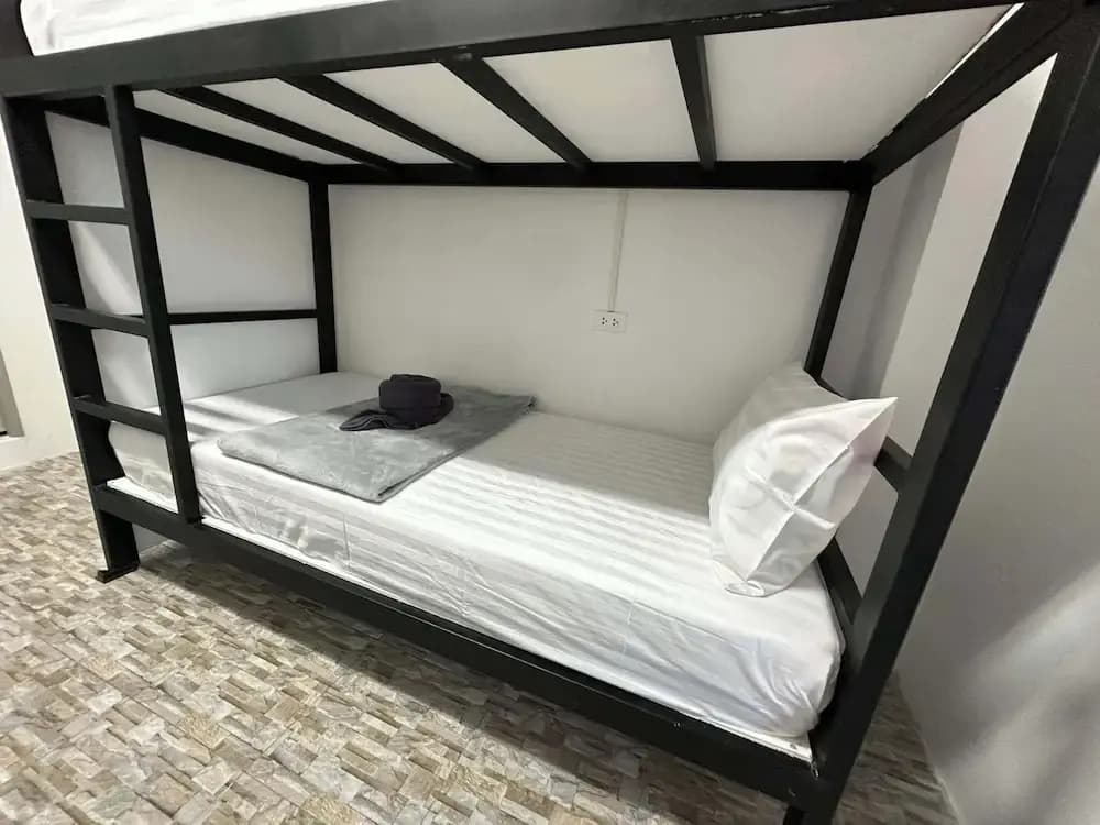 Phuket Hostel at Rawai - photo 2