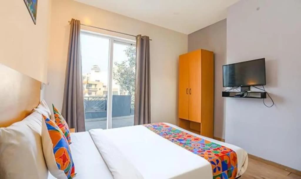 Hotel Yellow Chilli - photo 3