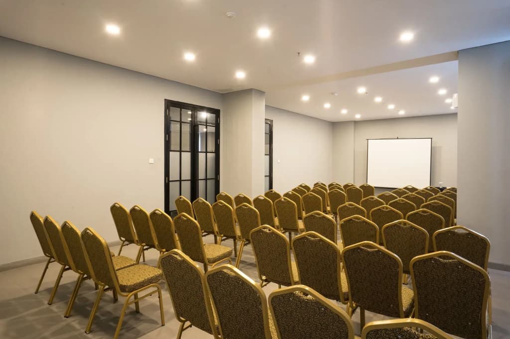 Maple Hotel Jakarta - photo 13