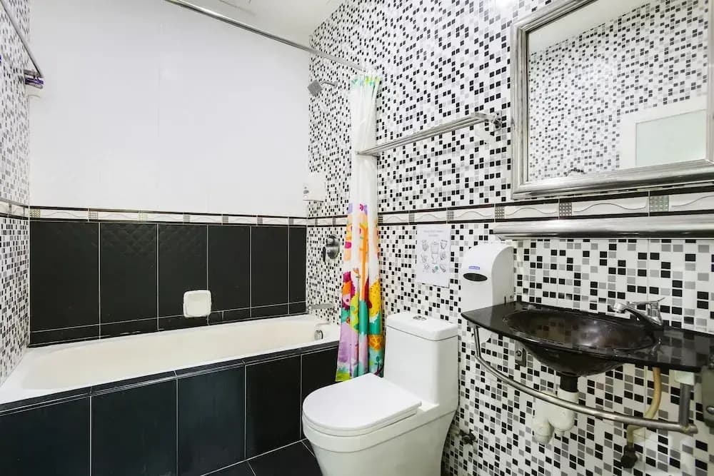 Oyo 89593 Ct Hotel - photo 9