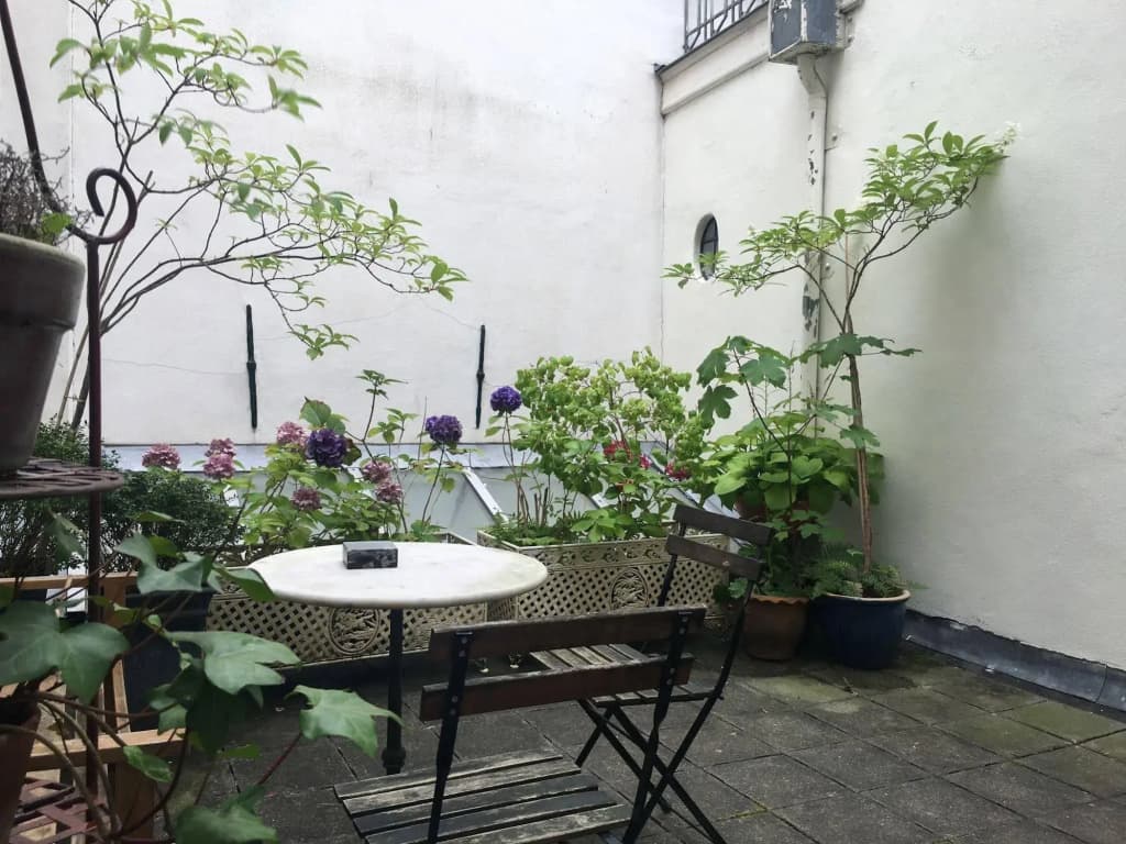 Herengracht Canal Apartment - photo 11