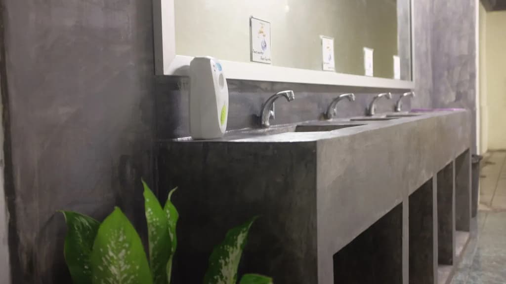 The Mixx Hostel - photo 18