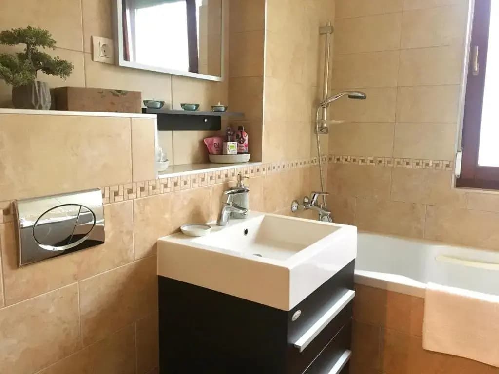 Madarhegy Apartment with garden Buda side - photo 8