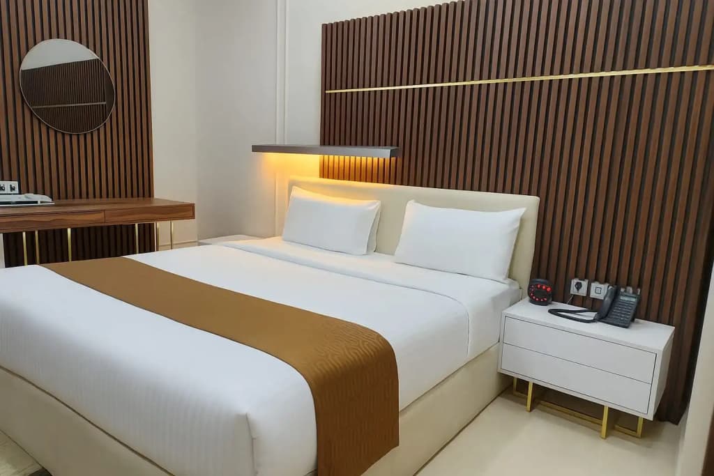 Abraj INN Royal Hotel - photo 2