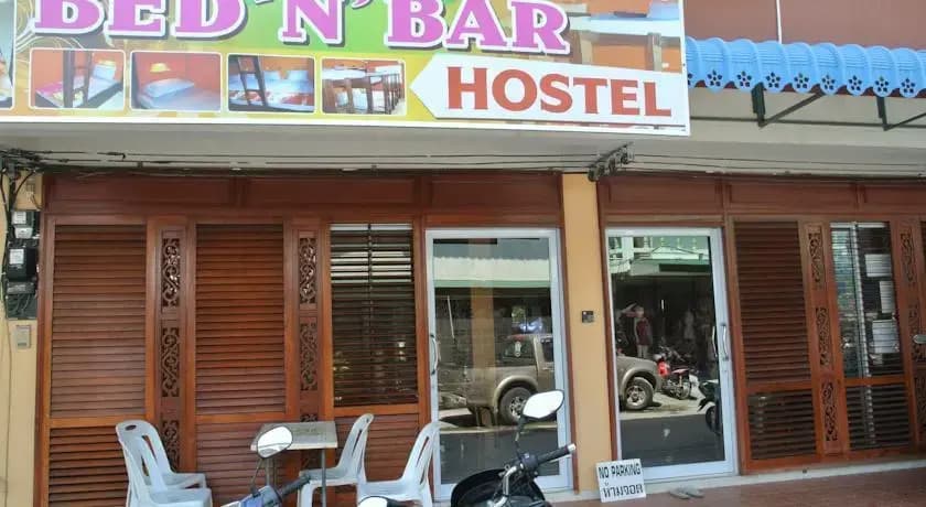 Bed n Bar Hostel - photo 8