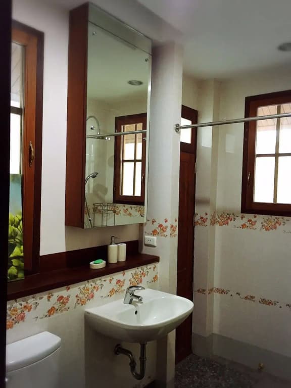 Chan Guest Villa - photo 10