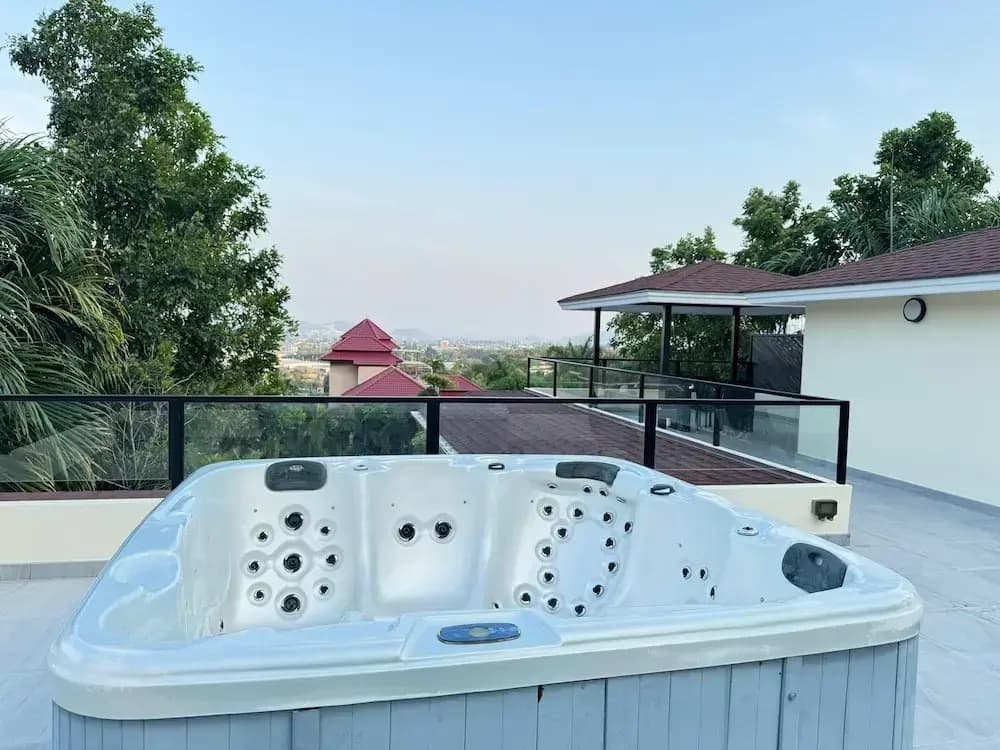Luxury with Ocean Views&Private Rooftop - photo 12