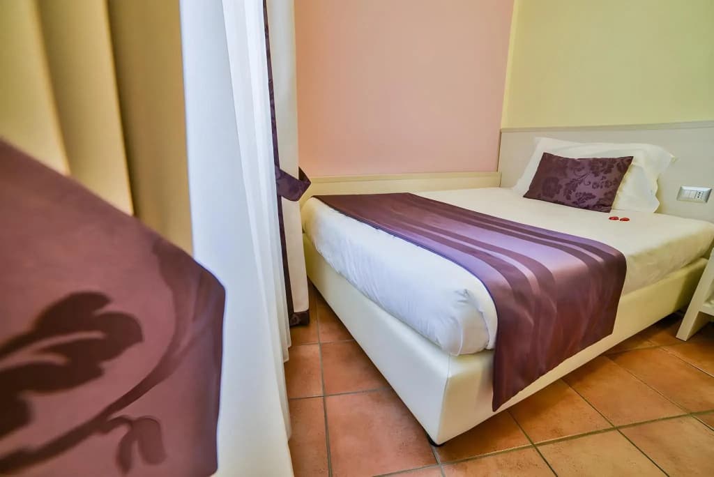 Hotel Bella Firenze - photo 3