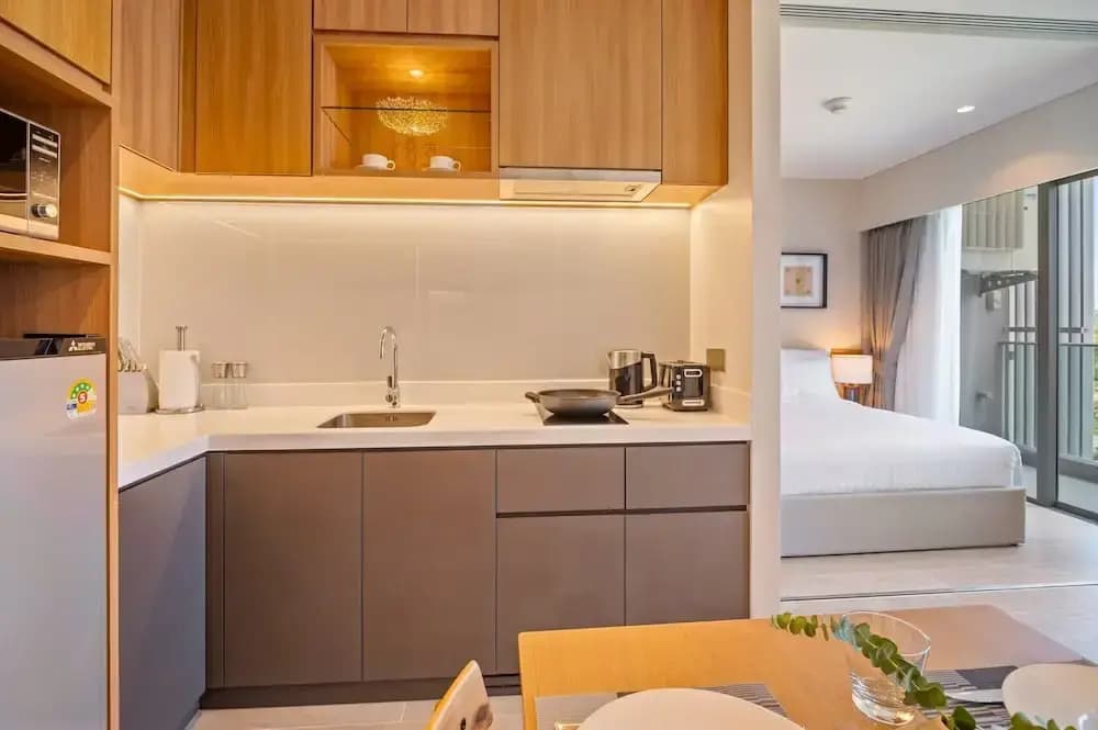 Laguna Lakeside Residences - photo 5