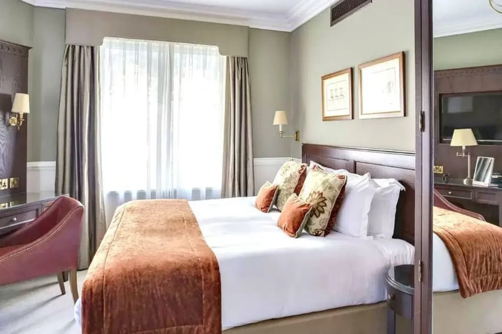 St Paul's Hotel - photo 4