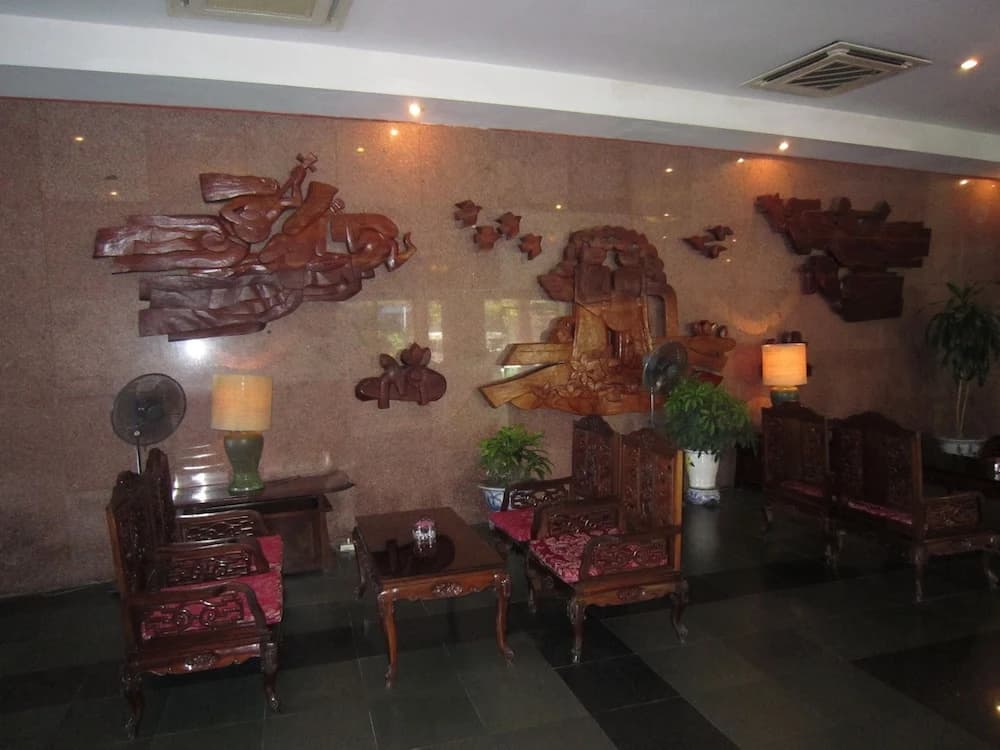 Ha Long Bay Hotel - photo 2