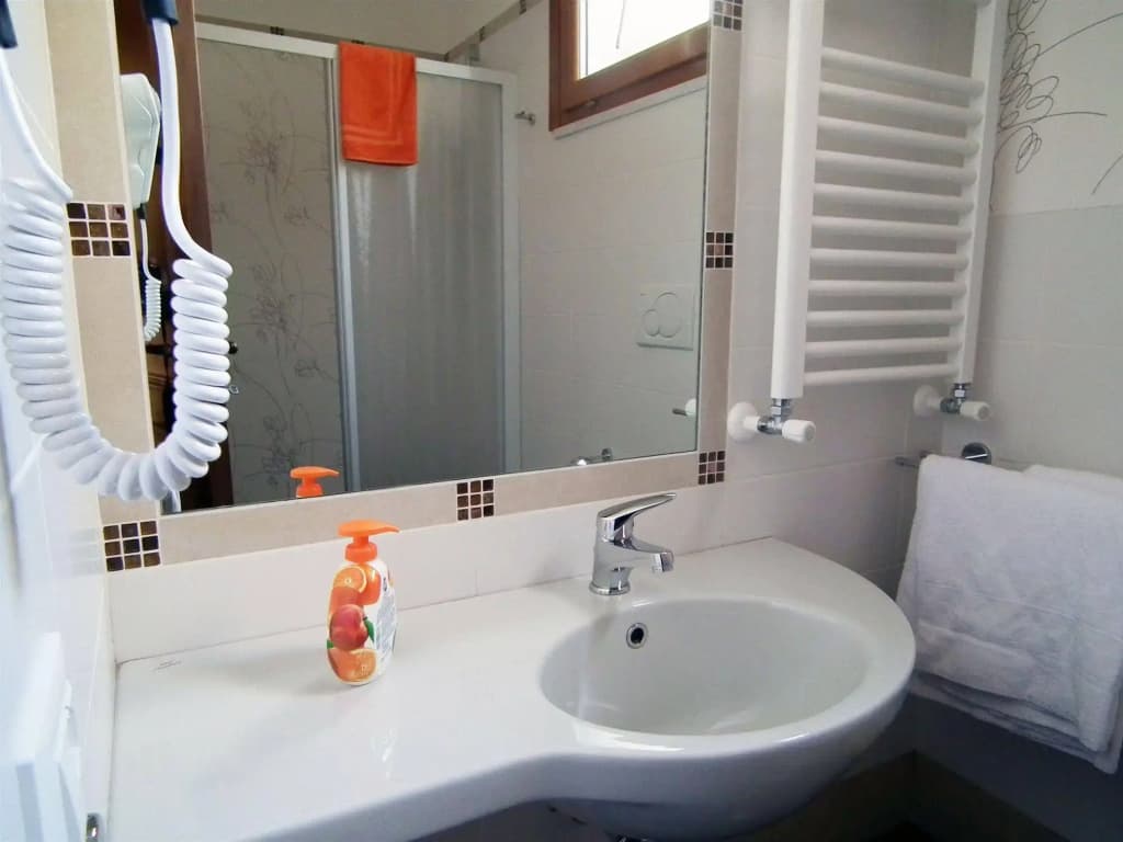 Anthony Guesthouse - photo 7