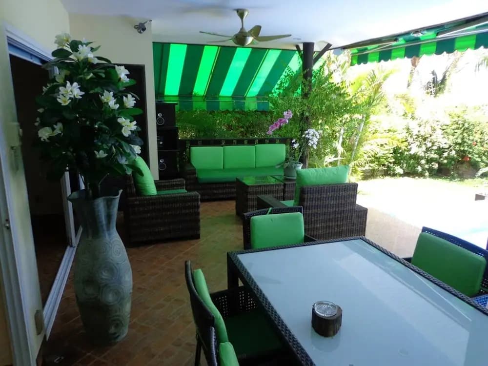 Beachfront Oasis With Private Pool and Jacuzzi on Samui's Bang Por Beach - photo 9