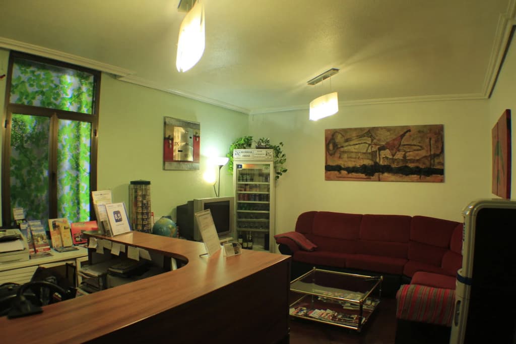 Hostal Esmeralda - photo 13