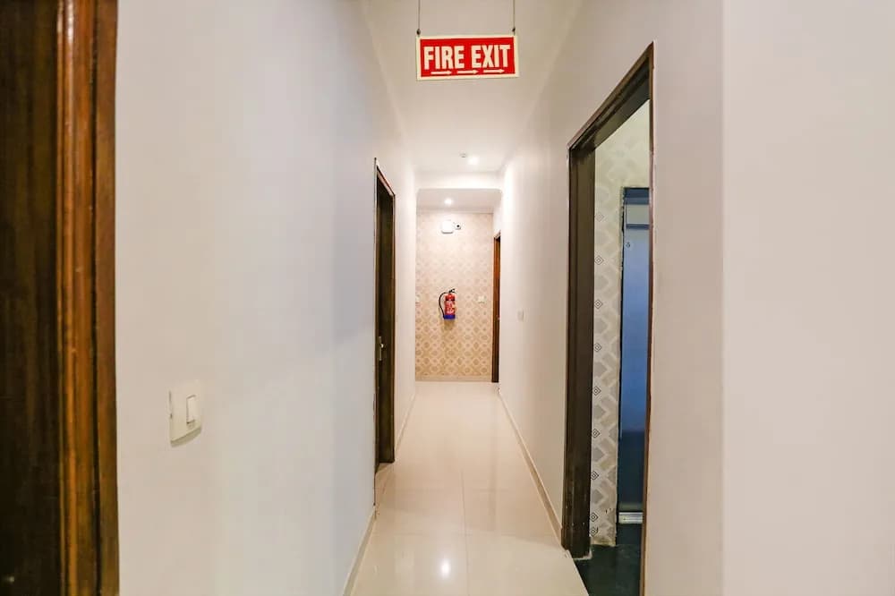 FabHotel Novel Suites - photo 16