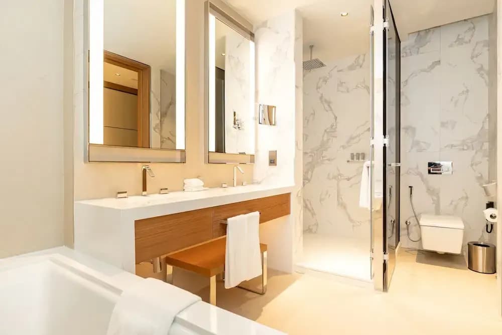 Luxury StayCation - Modern Comfort: 3-BR at The Address Opera - photo 20