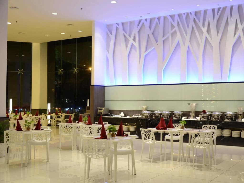 Grand Alora Hotel - photo 25