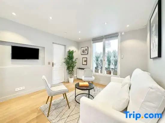 Spacious flat for 4 - Eiffel Tower - photo 1