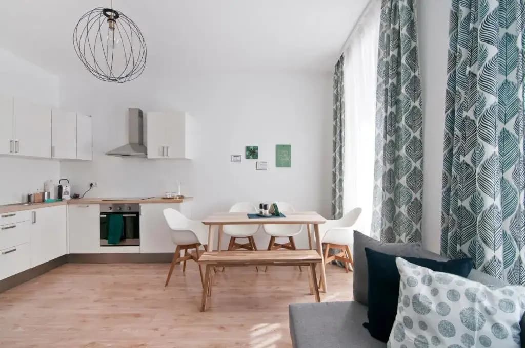 Stylish Self-Check-In Apartment With 2 Bedrooms - photo 15