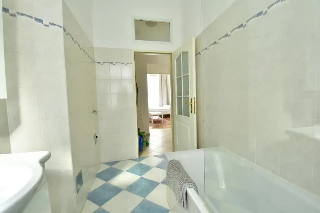 Universum Apartment 3 - photo 8