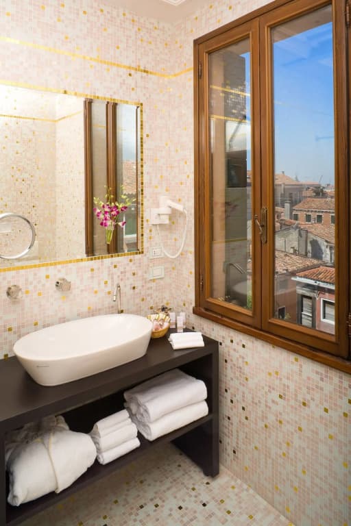 Hotel Palazzo Stern - photo 11
