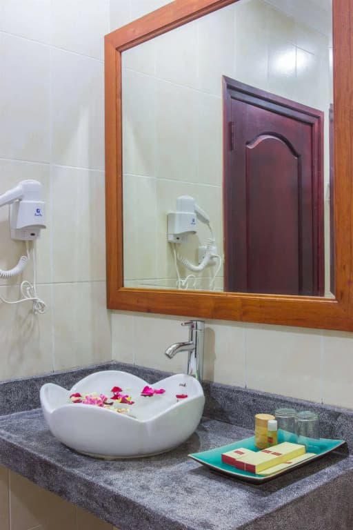 Bopha Pollen Hotel - photo 10