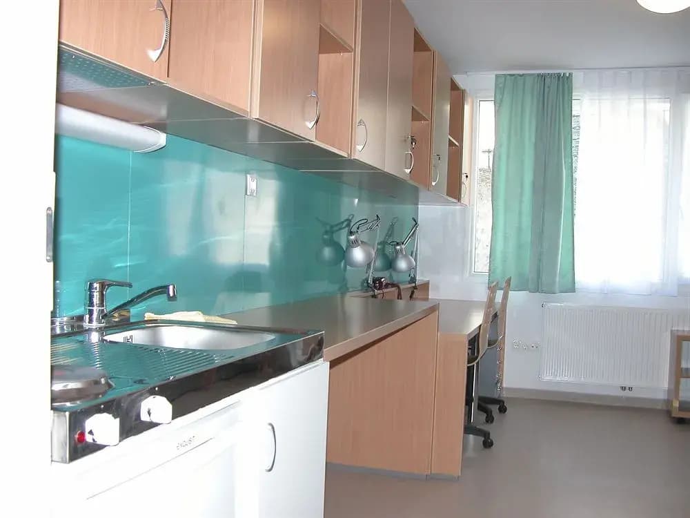 City Hostel Corvin - photo 19