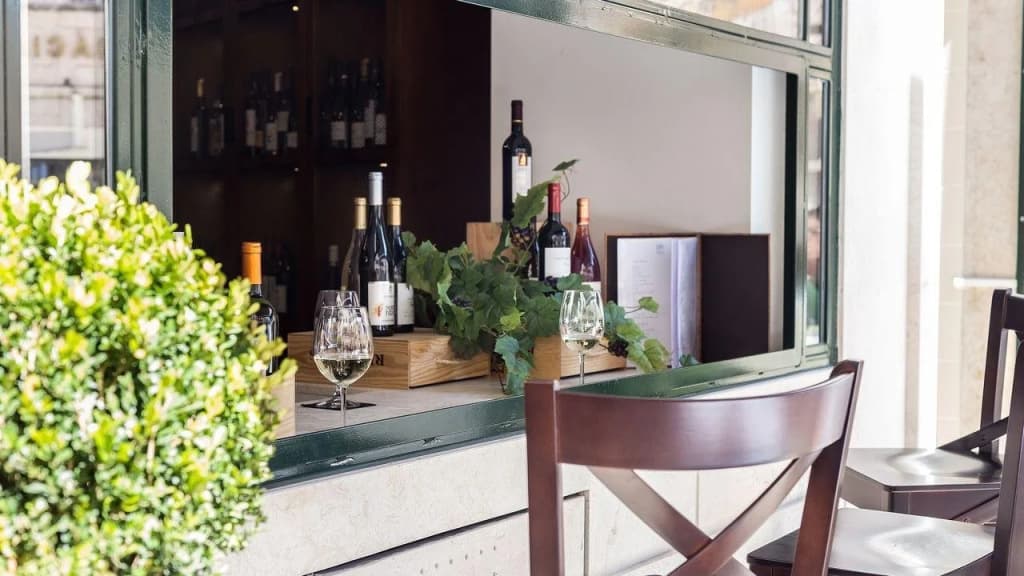 Lisbon Wine Hotel - photo 24