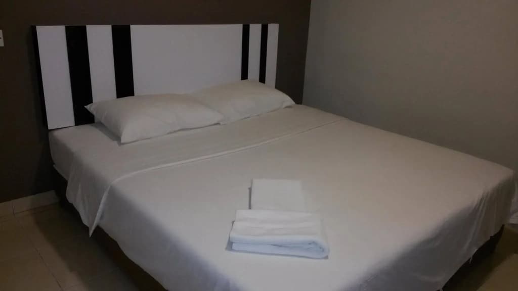 Five Hotel - photo 3